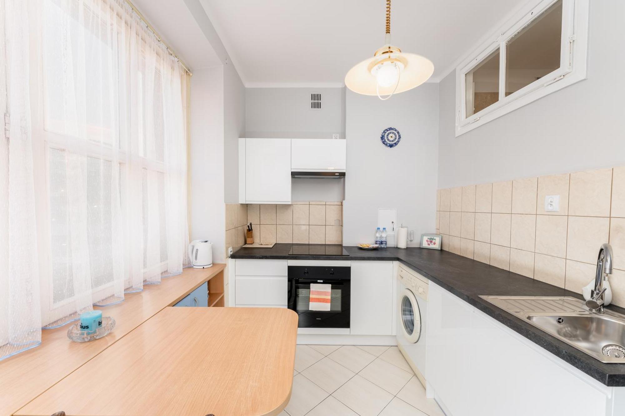 Mogilska Standard Apartment